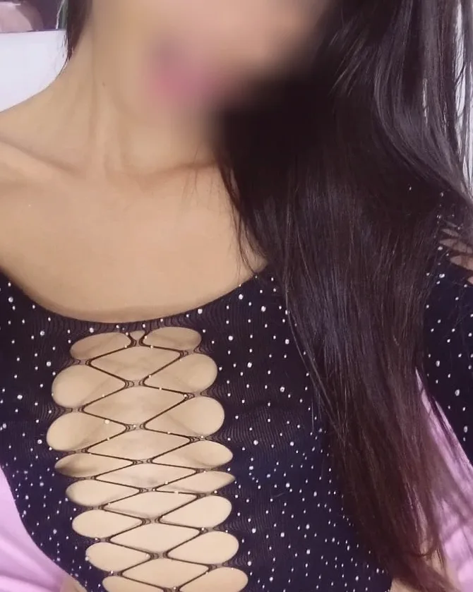 Krista, 25