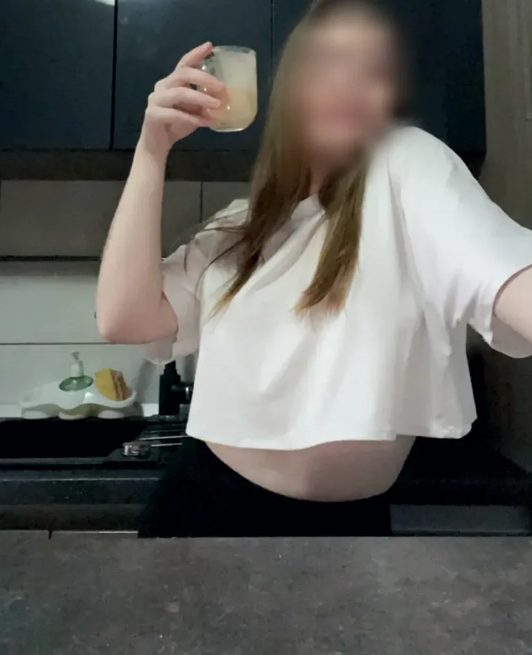 Leyla, 27
